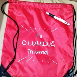 Rucsac rosu, Fii o lumina in lume!*